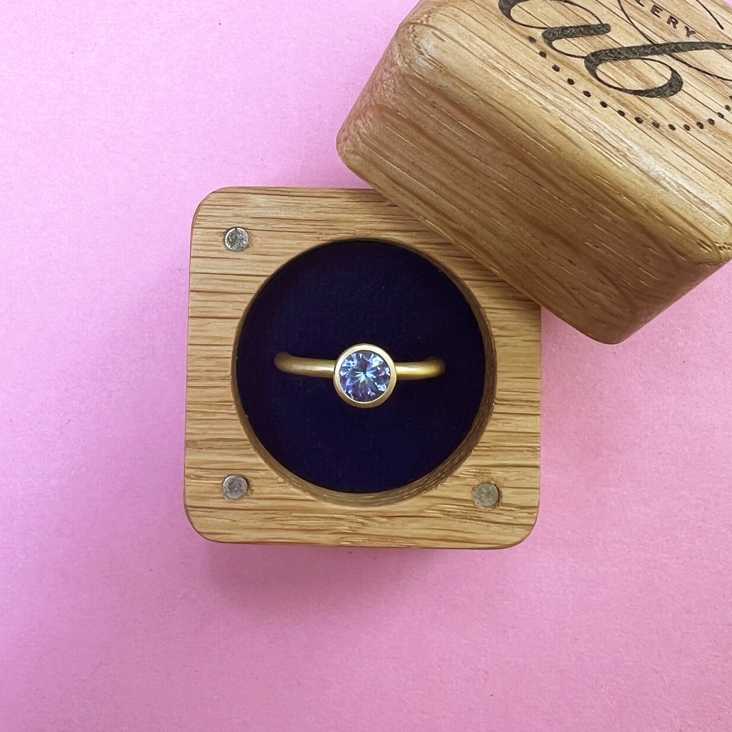 Tanzanite 18ct Gold Ring