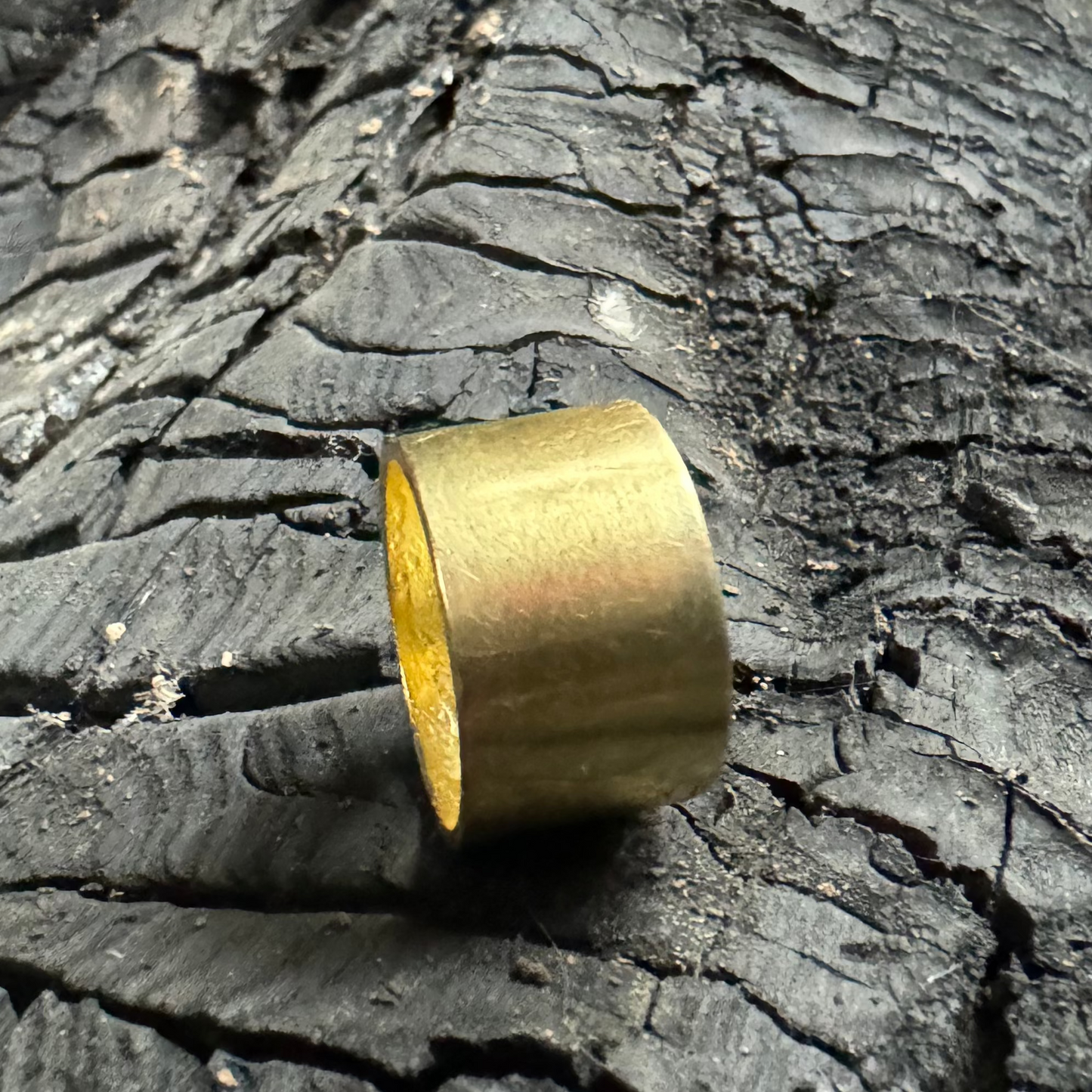 Wide 18ct Gold Cigar Ring