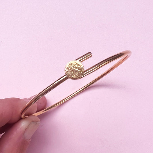 18ct Gold Ripple bangle