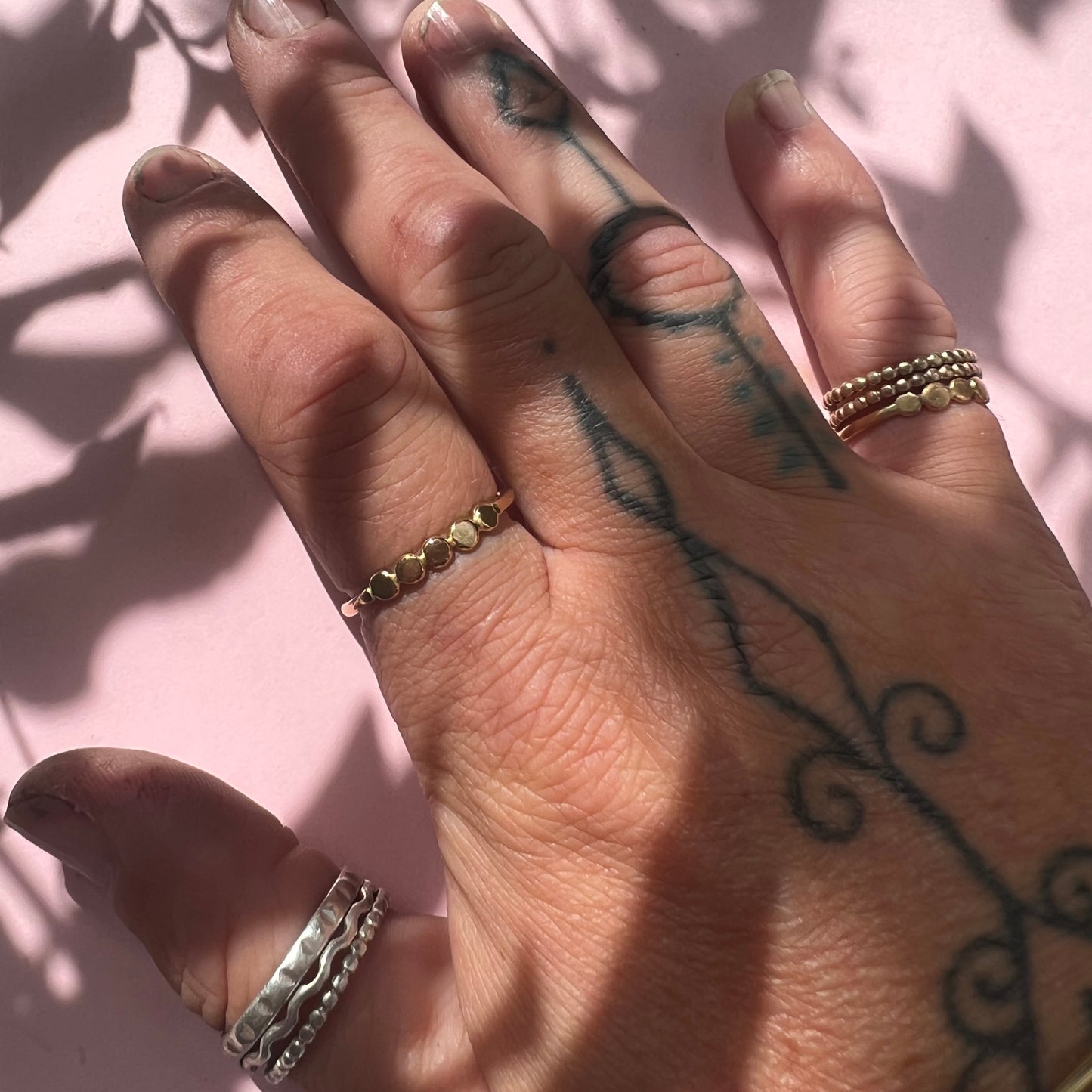 18ct Gold bubble detail ring