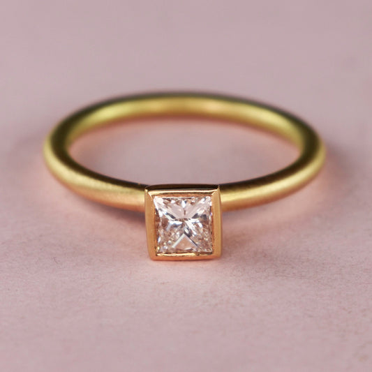 22ct & 18ct Gold Princess Cut Diamond Ring