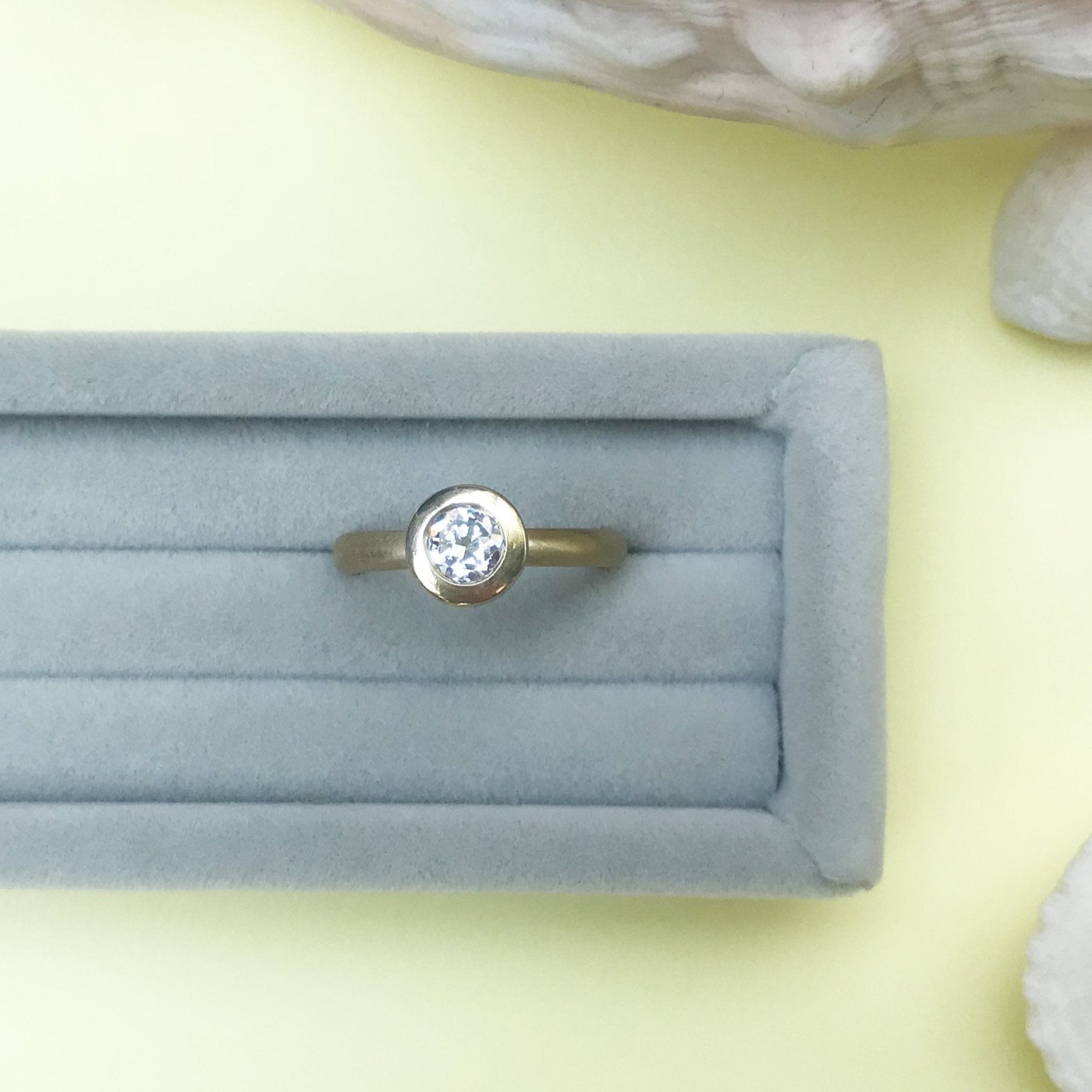 18ct yellow gold diamond ring, 18ct yellow gold ring, old cut diamond in 18ct yellow gold, diamond ring, 18ct gold ring, yellow gold diamond ring, old cut diamond ring