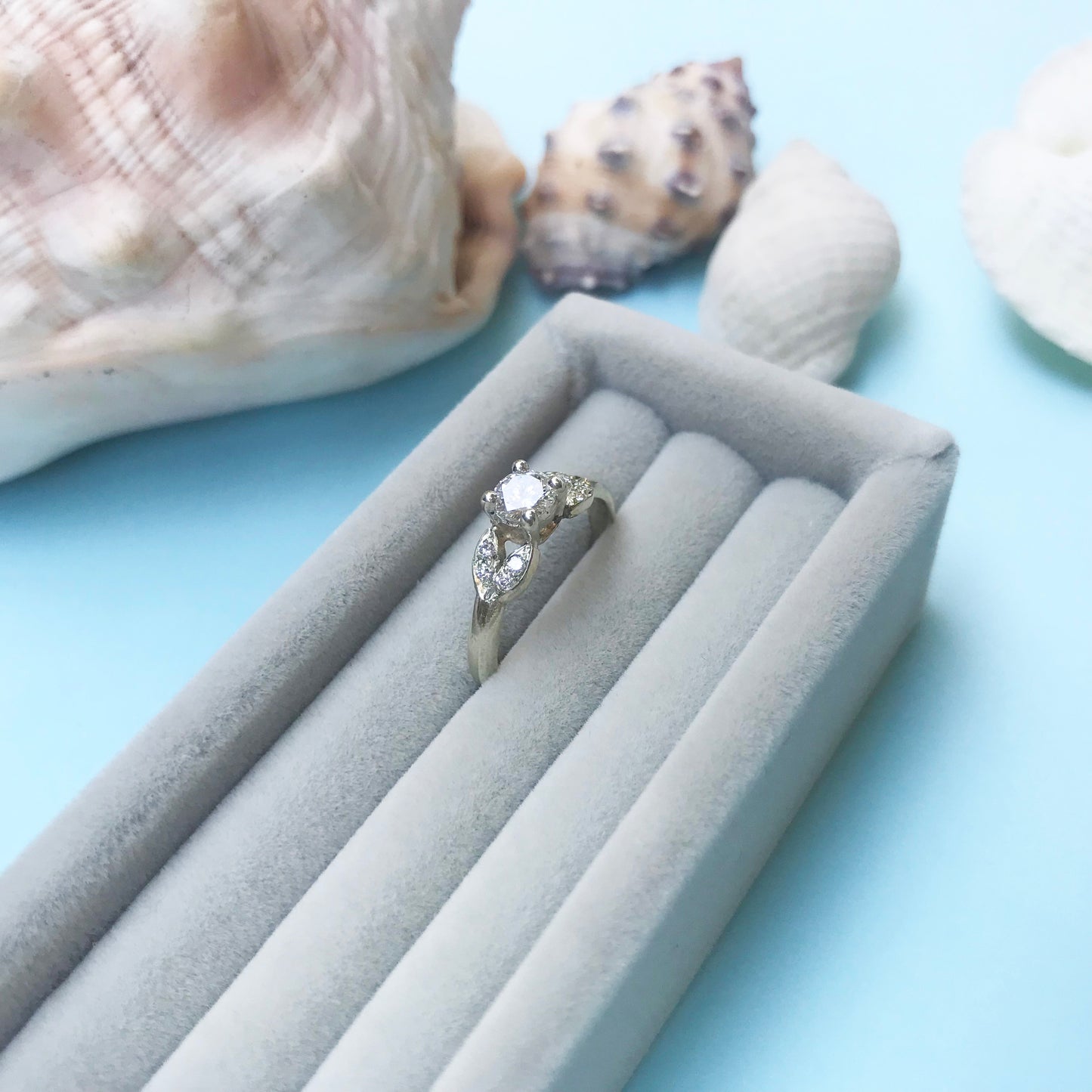 art nouveau style white gold diamond ring, 9ct white gold ring, 9ct white gold diamond ring, diamond ring, white gold ring, diamond claw set in white gold