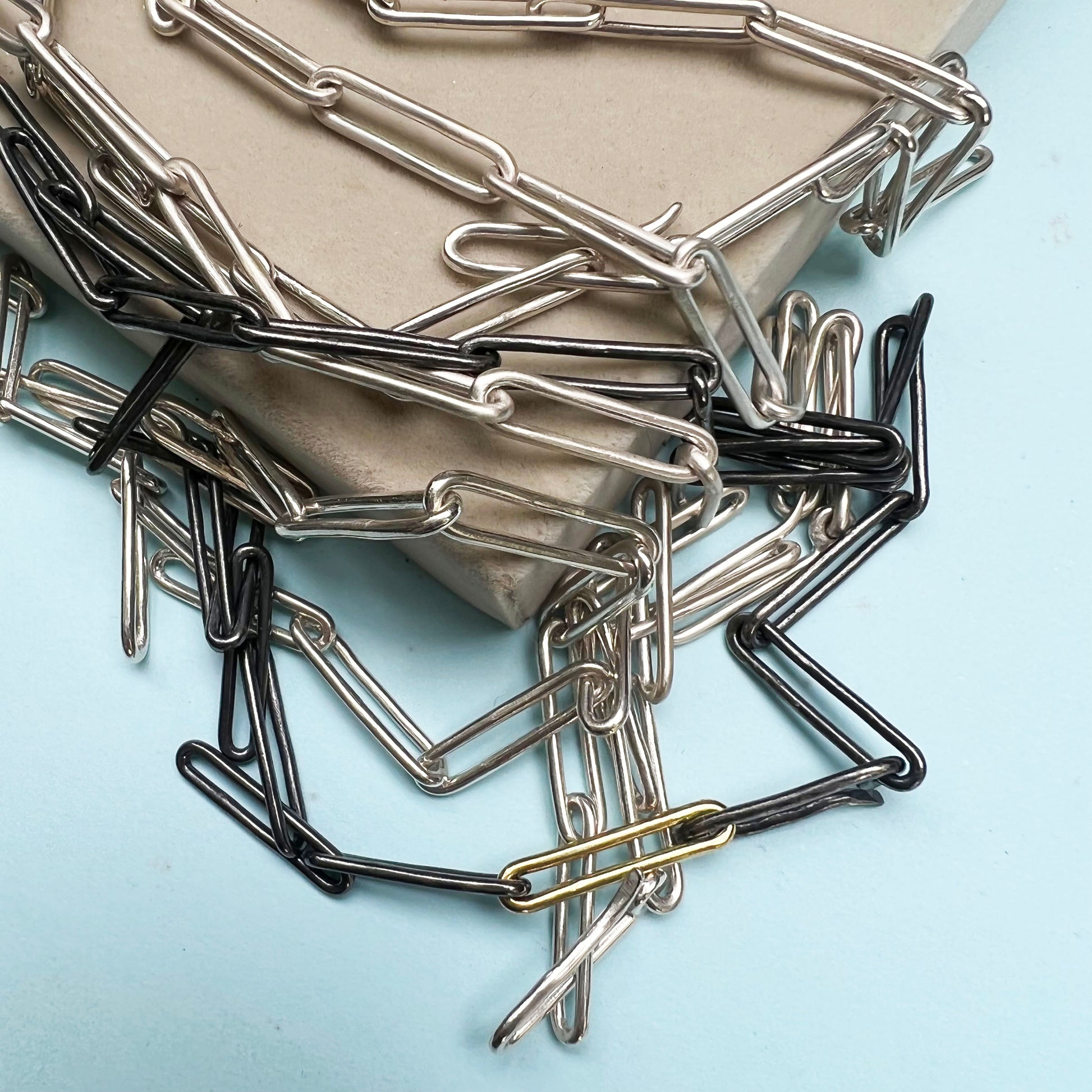 Chunky polished paperclip chain, Paperclip chain, LFW, London fashion week, London fashion week jewellery, polished silver paperclip chain, recycled silver, recycled silver paperclip chain, polished 20 inch paperclip chain