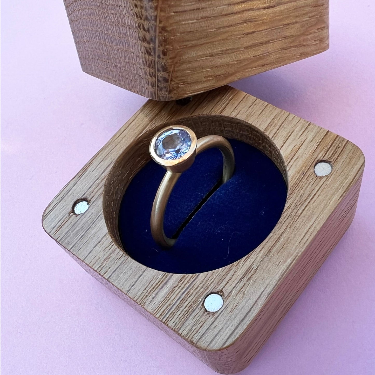 22ct & 18ct Gold Sri Lankan Sapphire Ring