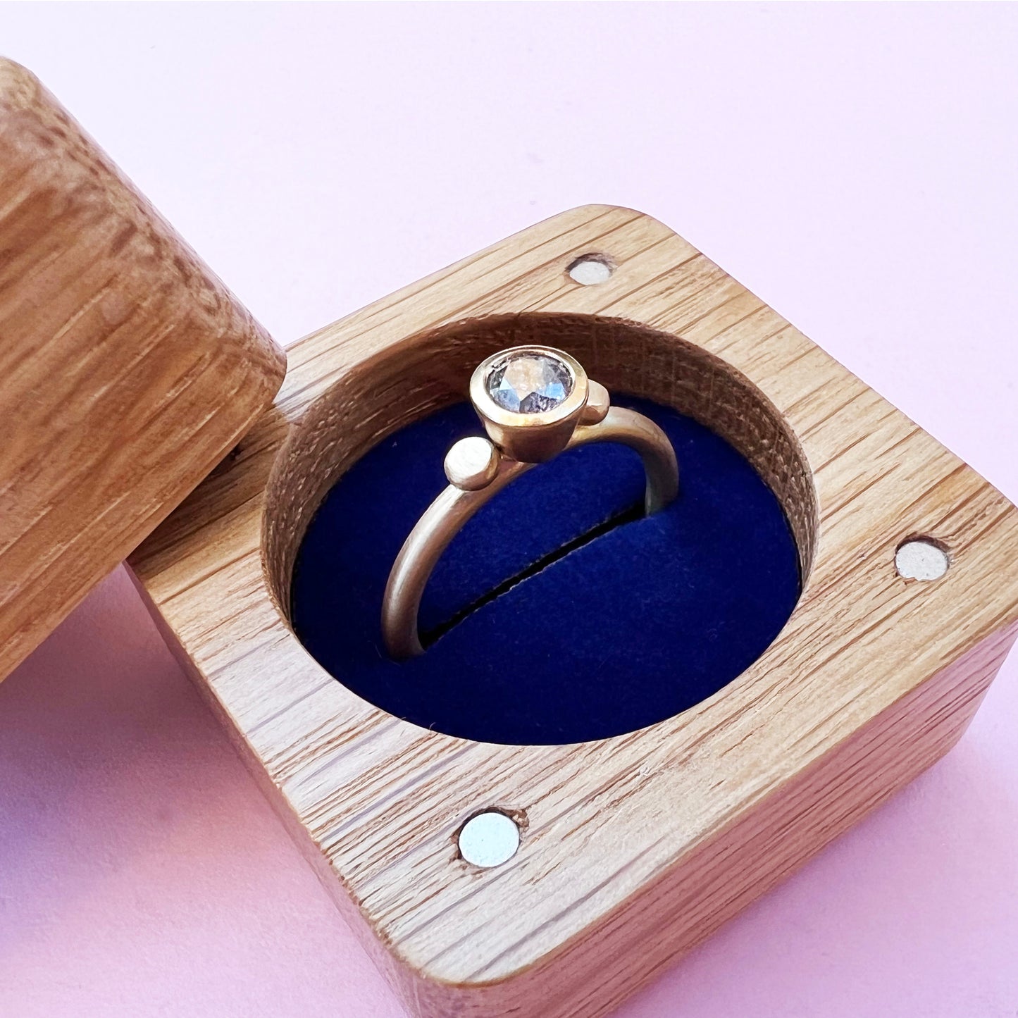 22ct & 18ct Gold Salt & Pepper Diamond Ring