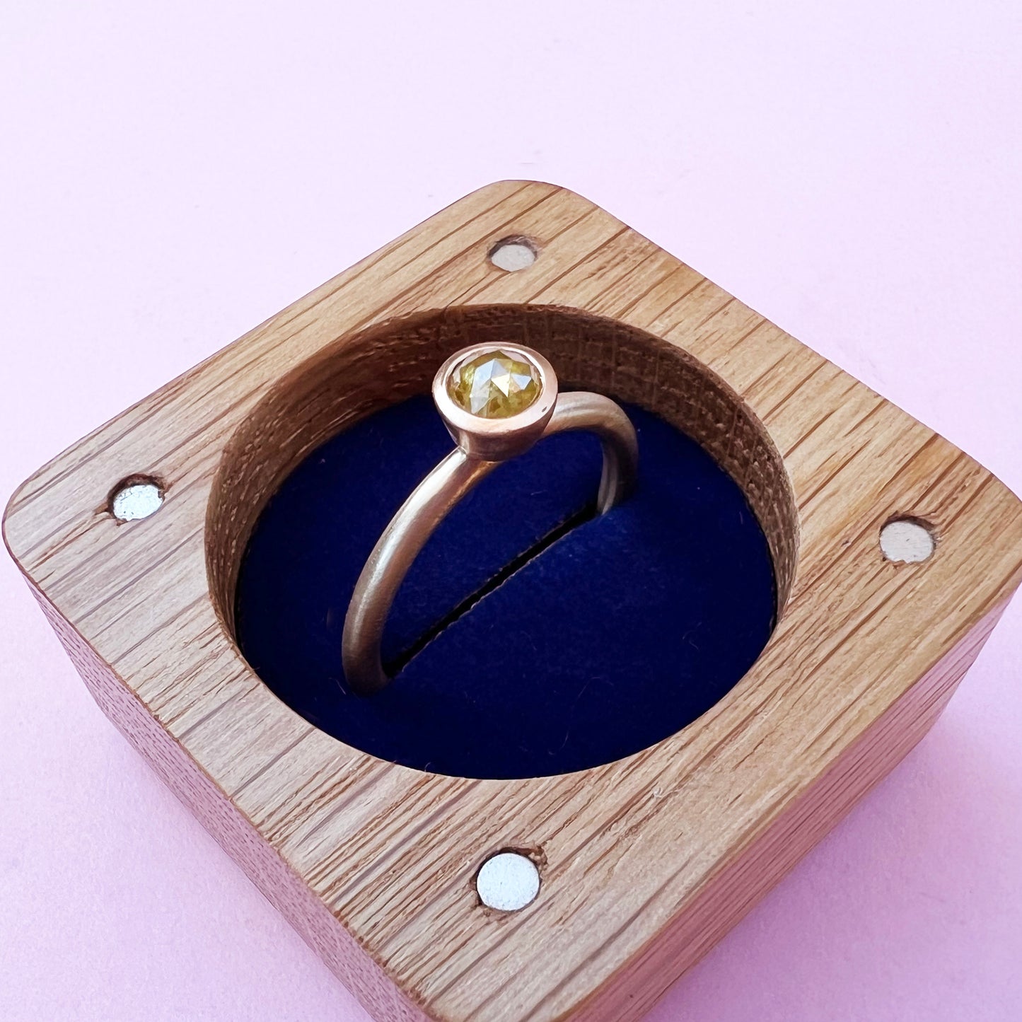 22ct & 9ct Gold Yellow Diamond Ring