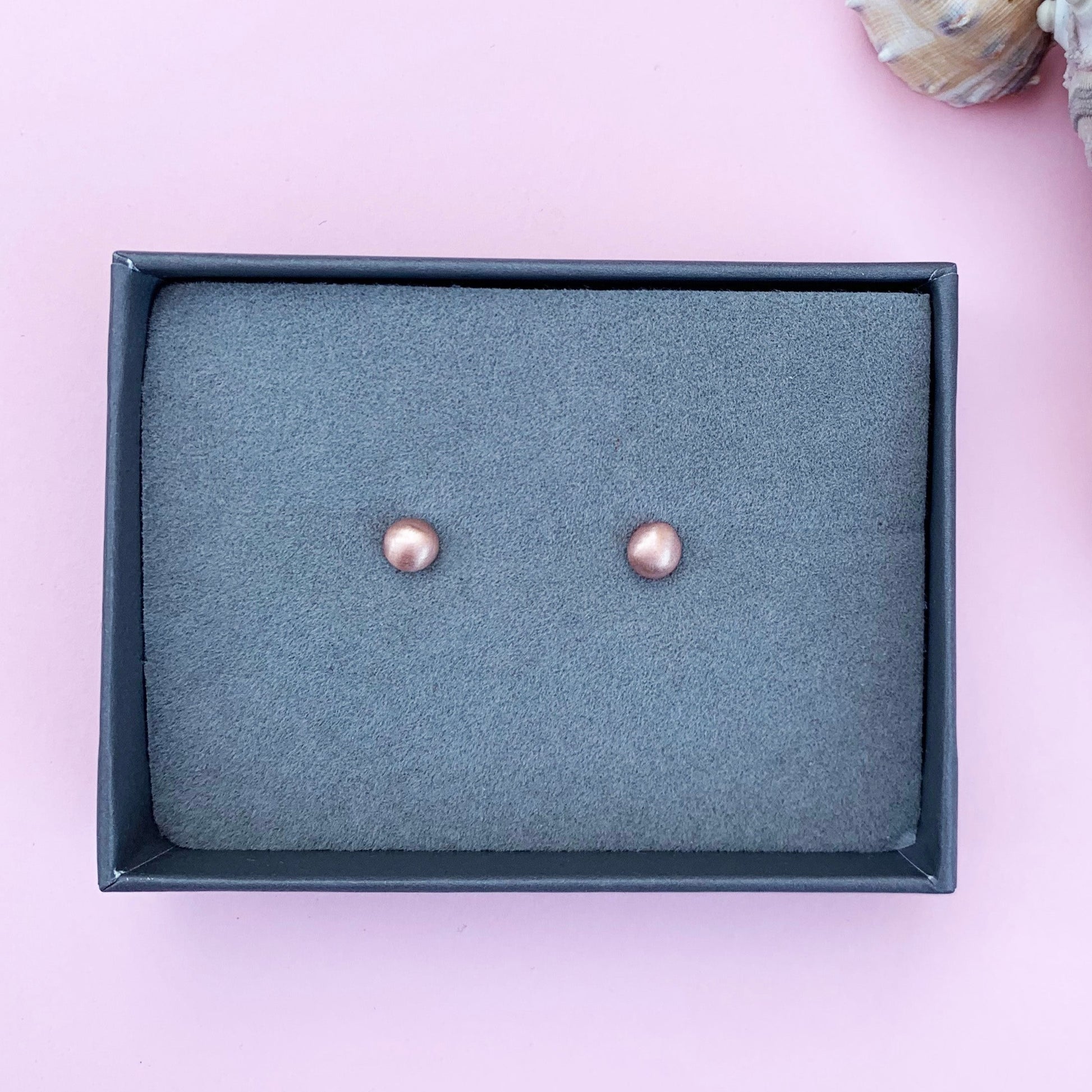 9ct rose gold, rose gold earring, rose gold pebble studs, 9ct rose gold studs, simple studs, matt finish, rose gold matt earrings, rose gold pebble stud earrings, pebble earrings with matt finish