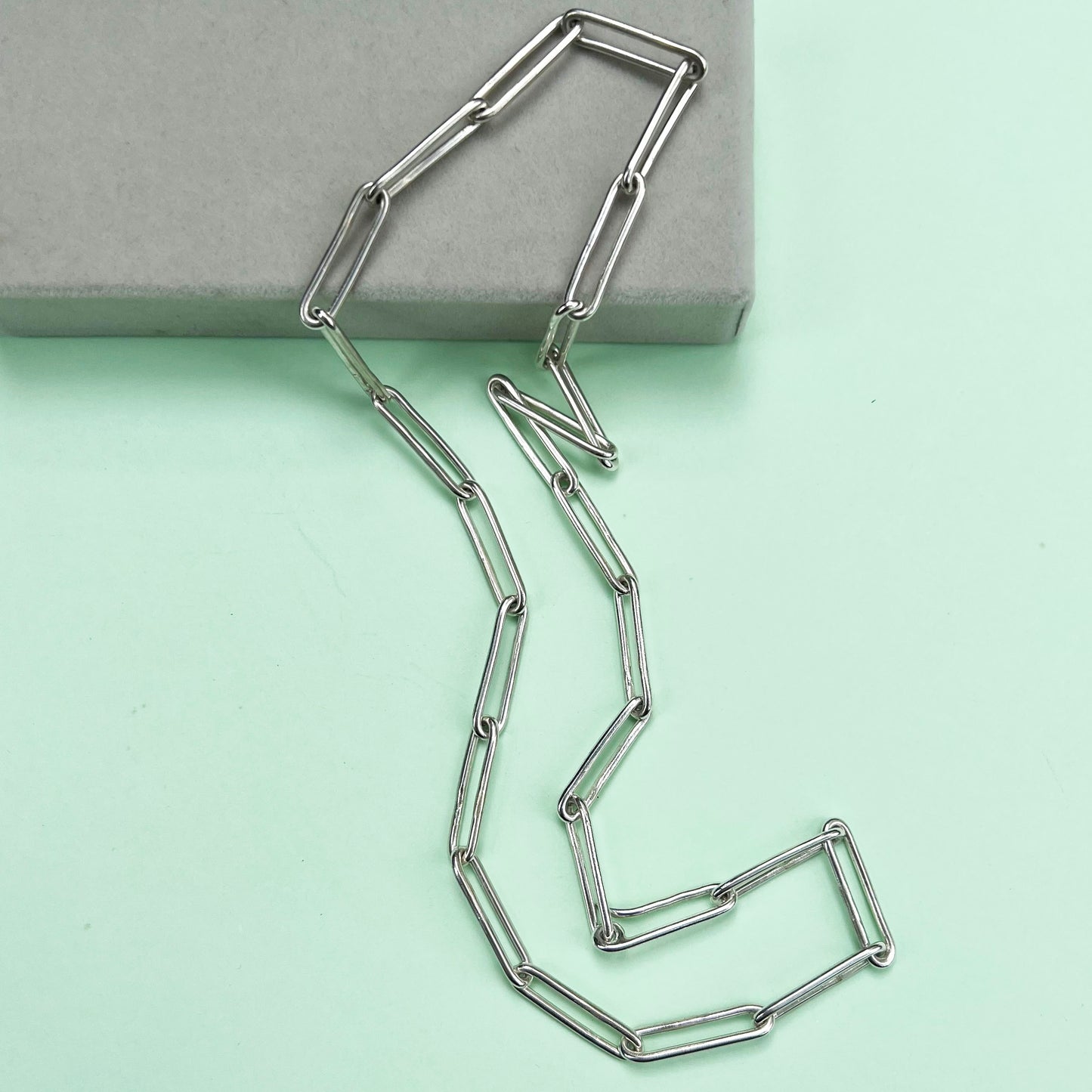 Chunky polished paperclip chain, Paperclip chain, LFW, London fashion week, London fashion week jewellery, polished silver paperclip chain, recycled silver, recycled silver paperclip chain, polished 20 inch paperclip chain