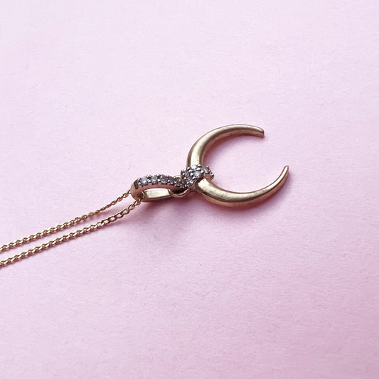 9ct Gold Delicate Diamond Horn shape necklace