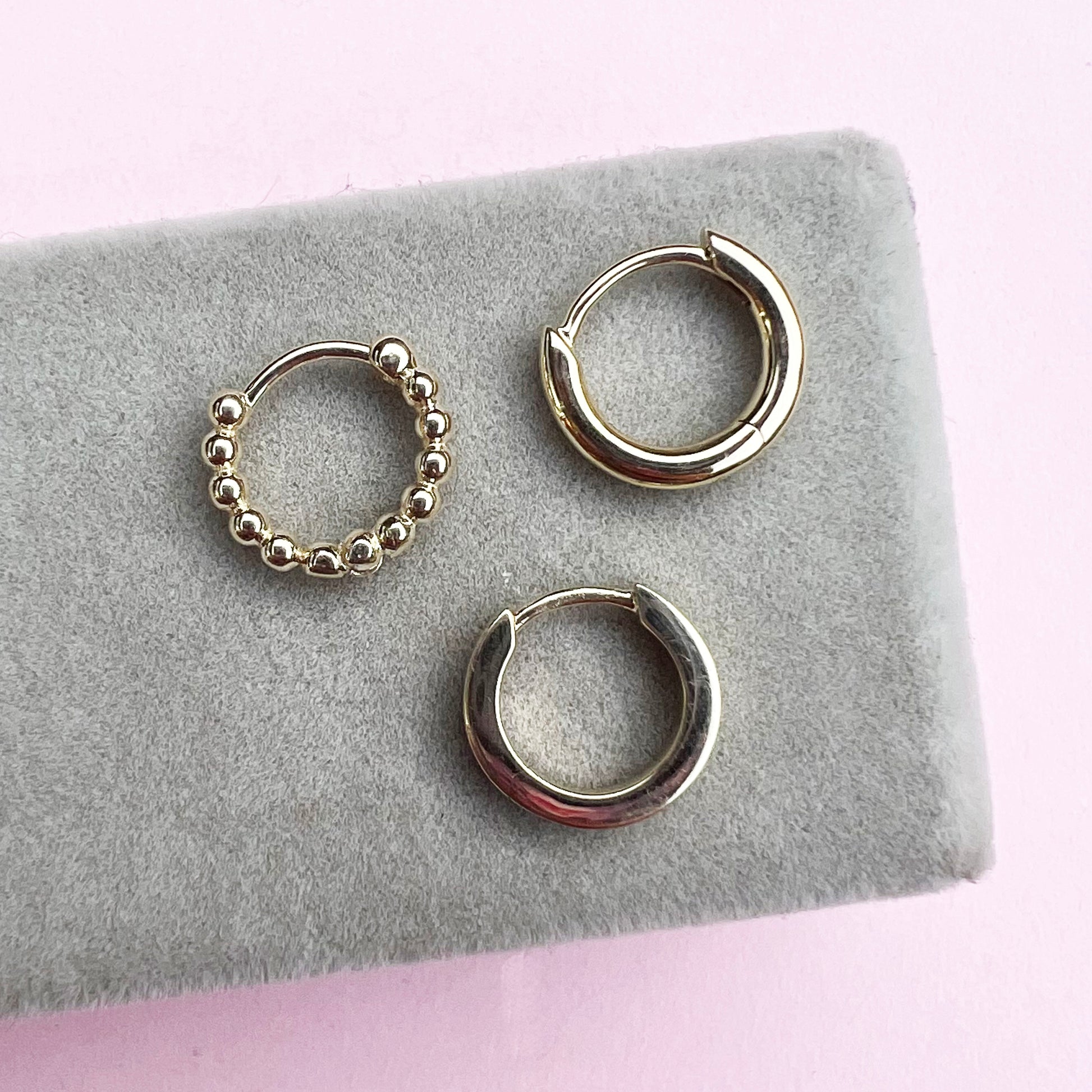 9ct gold round huggie hoop, gold huggie hoop, 9ct gold earring, 9ct gold, round earring, handmade jewellery, single gold huggie, single gold earring