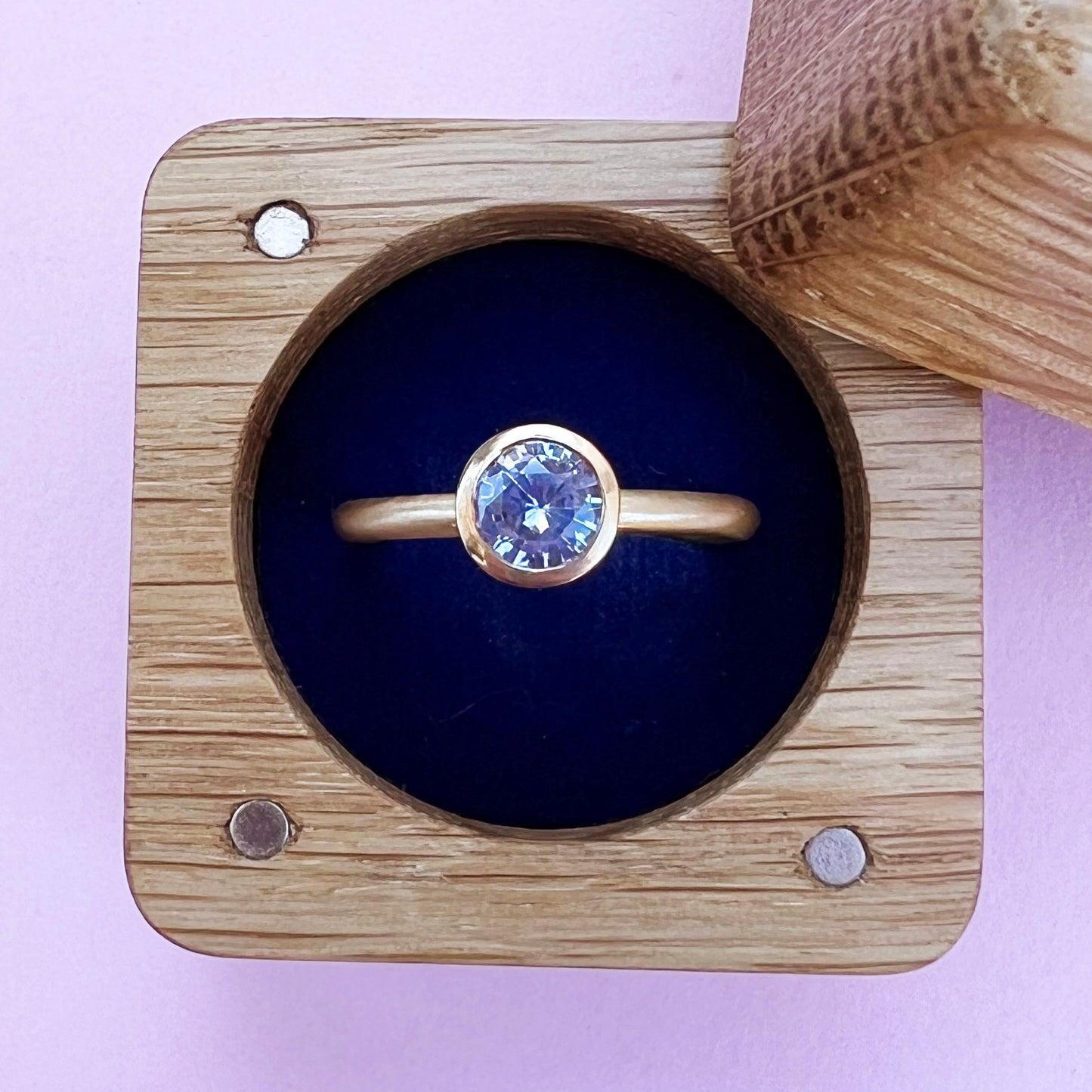 22ct & 18ct Gold Sri Lankan Sapphire Ring