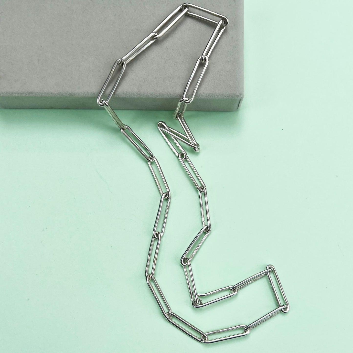  Chunky polished paperclip chain, Paperclip chain, LFW, London fashion week, London fashion week jewellery, polished silver paperclip chain, recycled silver, recycled silver paperclip chain, polished 20 inch paperclip chain