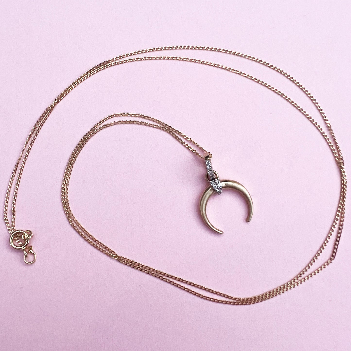 9ct Gold Delicate Diamond Horn shape necklace